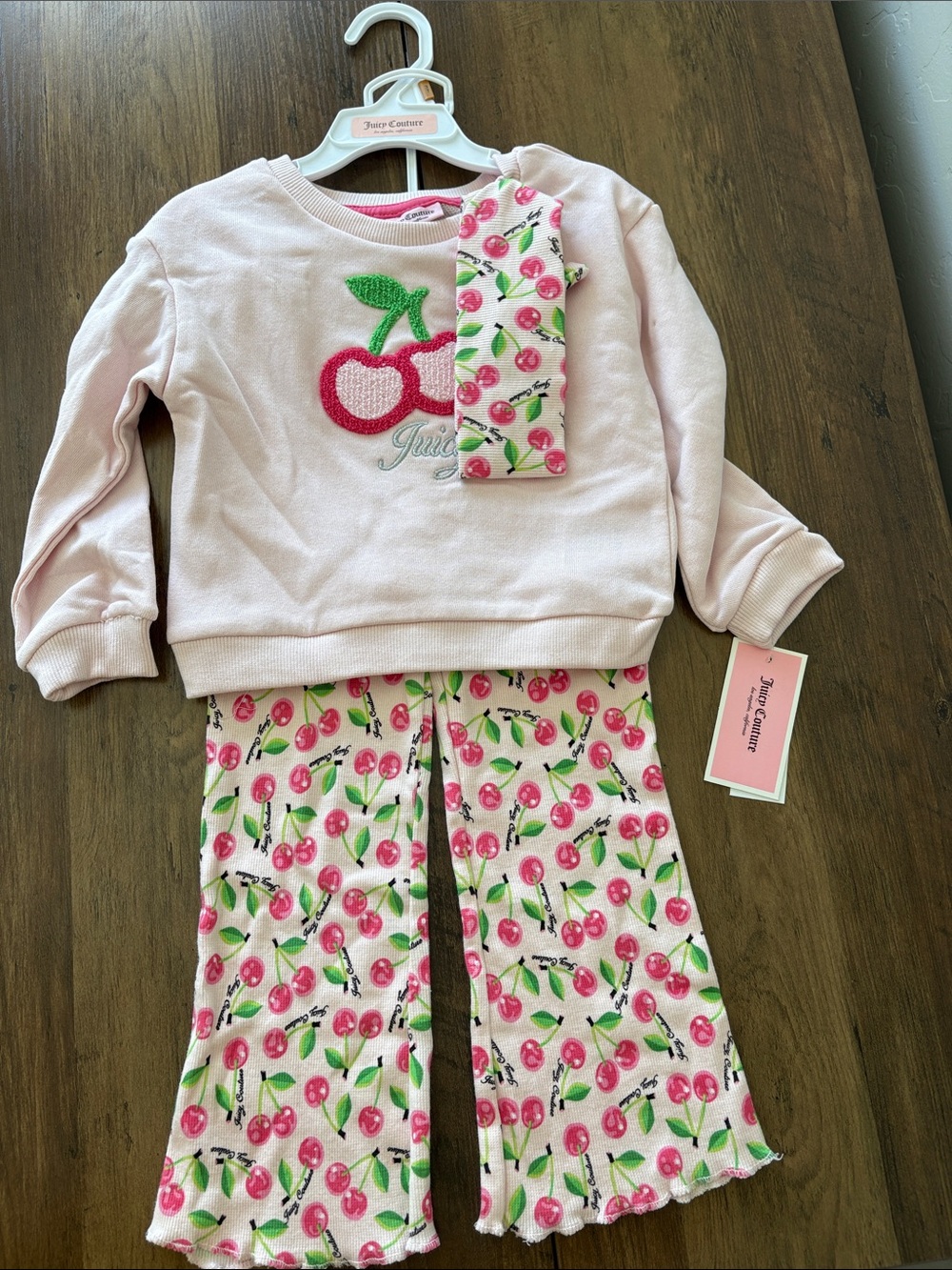 Juicy Couture cherries 3-piece set, size 3T